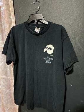 Vintage 1986 The Phantom of the Opera Broadway Musical Graphic T-Shirt